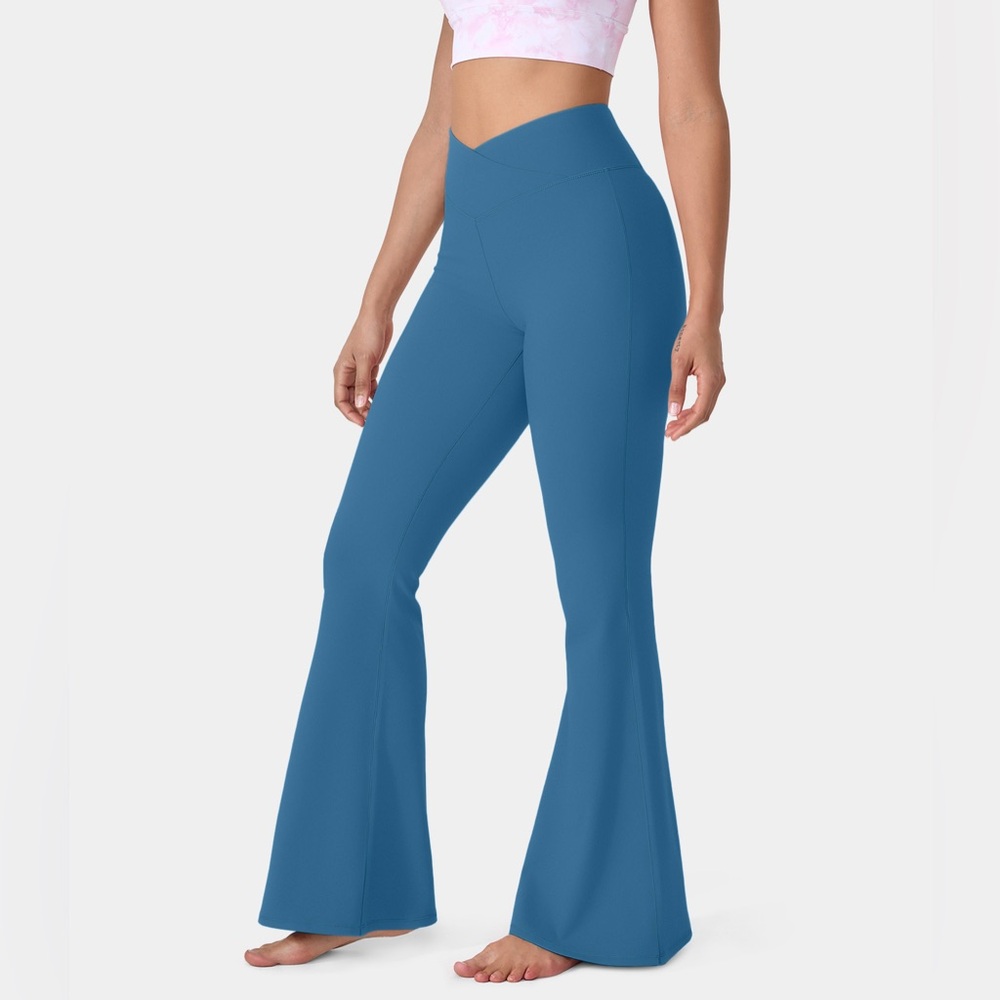 HALARA BLUE FLARED LEGGINGS PETITE